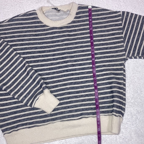 ZARA Striped Fleece Thick Knit Crewneck Sweatshirt women’s medium - Picture 2 of 7